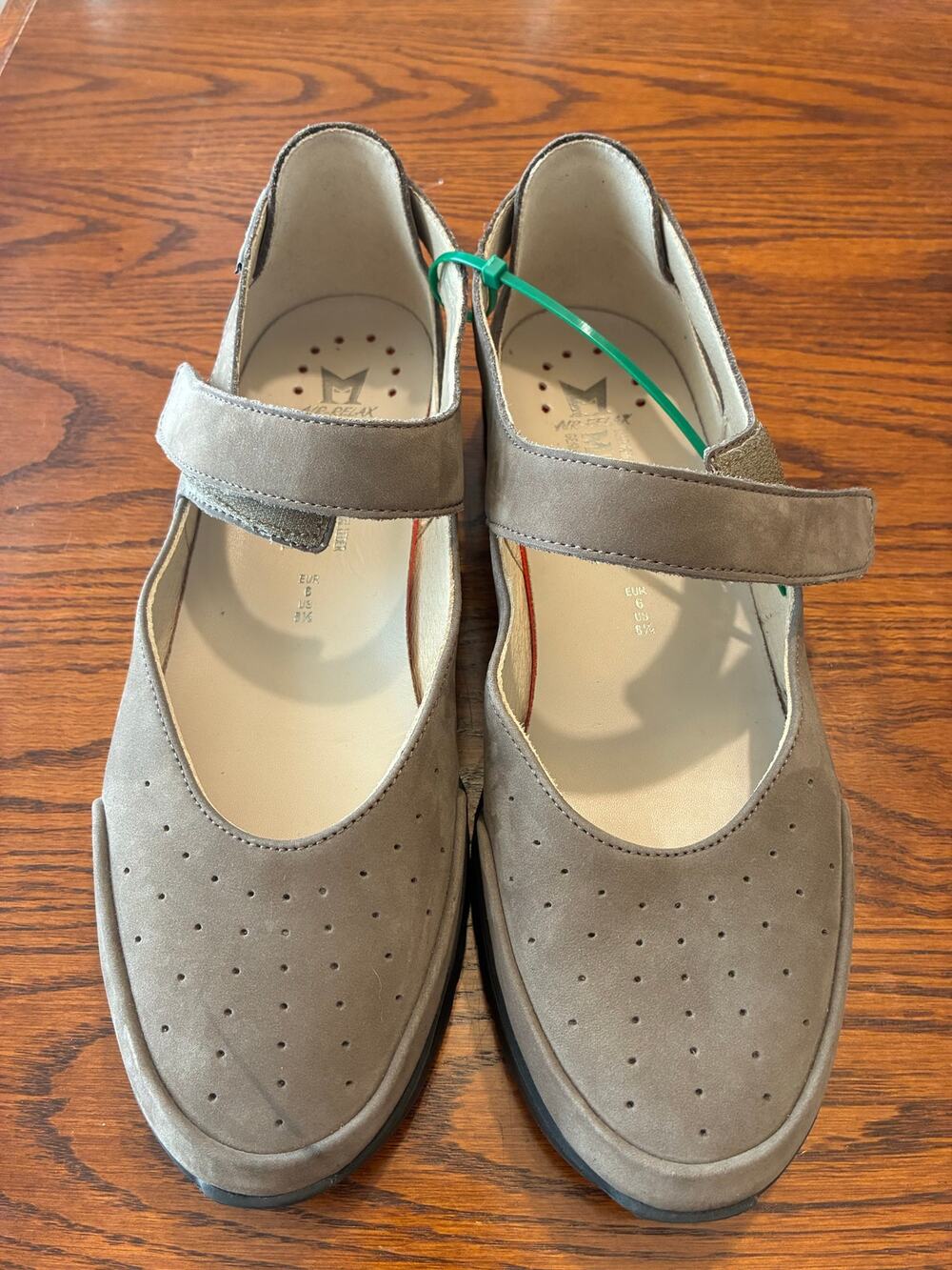 Mephisto Marsia Ballet Mary Jane Comfort Flats Gray Women's 8.5